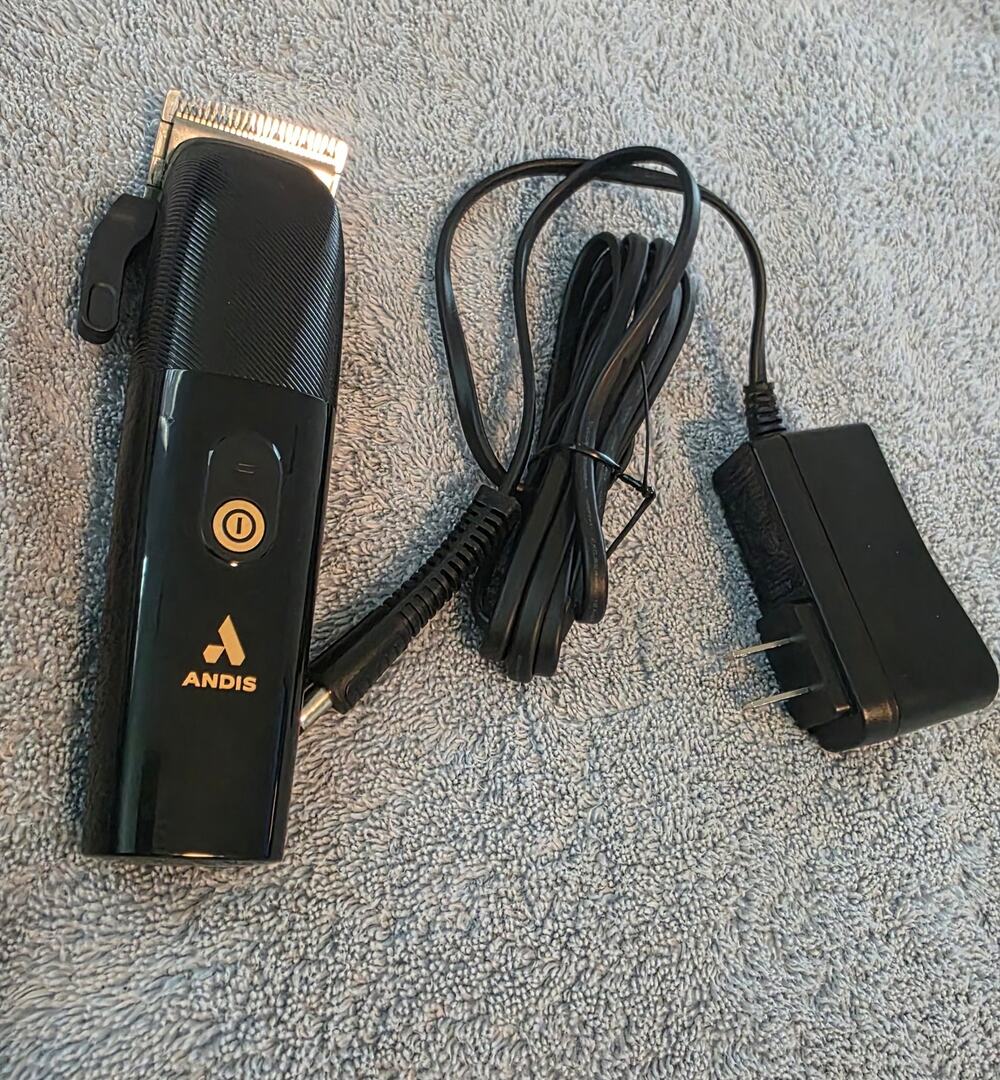 Andi Professional Envy II Cordless or Cord Clippers
And Original Power Adapter